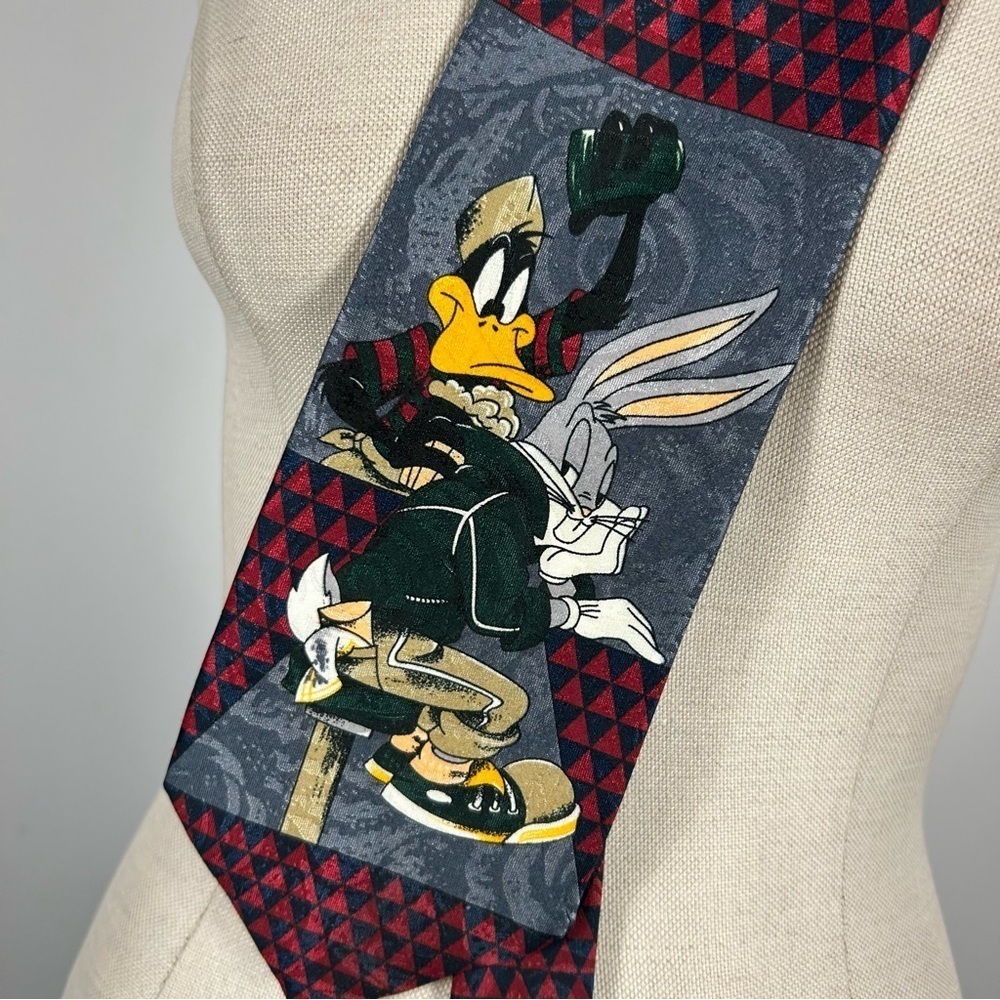 Vintage 90s Looney Tunes Warner Bros Graphic Tie Bugs & Daffy Retro Tie
